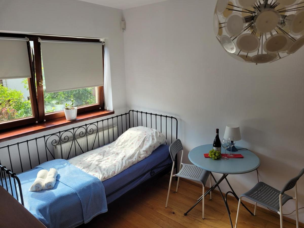 4 Pory Roku Appartement Łomianki Buitenkant foto
