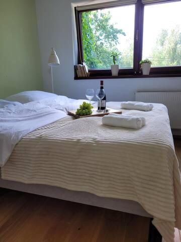 4 Pory Roku Appartement Łomianki Buitenkant foto